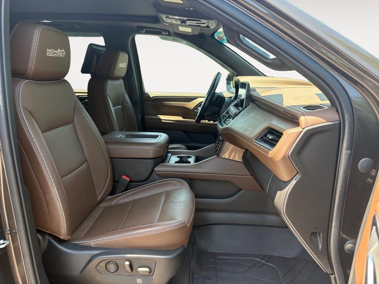 2021 Chevrolet Suburban High Country, HEADS-UP DISPLAY, POWER RUNNING BOARDS, POWER LIFTGATE, BLIND SPOT ALERT, LANE KEEP ASSIST, PANORAMIC MOONROOF, APPLE CARPLAY/ANDROID AUTO, 360 BACKUP CAMERA, HEATED & COOLING SEATS, REAR DVD ENTERTAINMENT, LOW MILES, THIS SUV HAS IT AL Virginia Beach VA 2021 Chevrolet Suburban High Country, HEADS-UP DISPLAY, POWER RUNNING BOARDS, POWER LIFTGATE, BLIND SPOT ALERT, LANE KEEP ASSIST, PANORAMIC MOONROOF, APPLE CARPLAY/ANDROID AUTO, 360 BACKUP CAMERA, HEATED & COOLING SEATS, REAR DVD ENTERTAINMENT, LOW MILES, THIS SUV HAS IT AL Virginia Beach VA