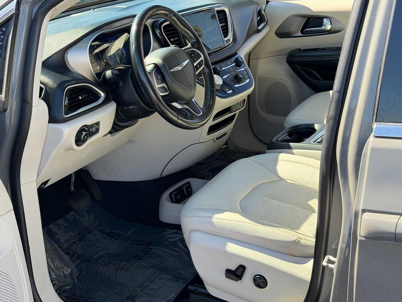 2021 Chrysler Pacifica Touring L Irving TX 2021 Chrysler Pacifica Touring L Irving TX
