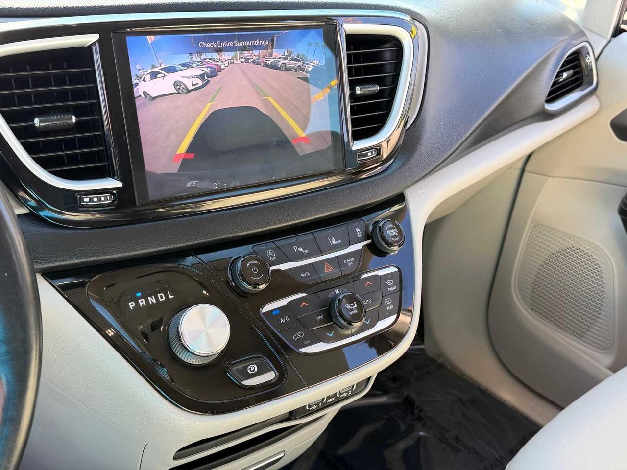 2021 Chrysler Pacifica Touring L Irving TX 2021 Chrysler Pacifica Touring L Irving TX