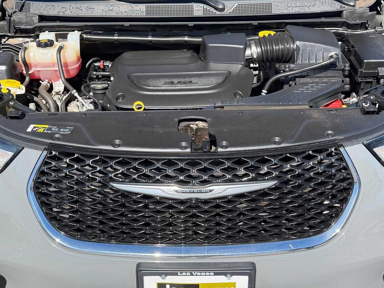 2021 Chrysler Pacifica Touring L Irving TX 2021 Chrysler Pacifica Touring L Irving TX