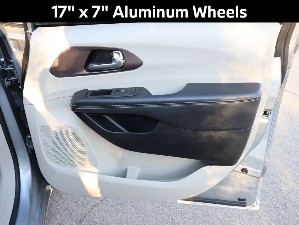 2021 Chrysler Voyager LXI San Clemente CA