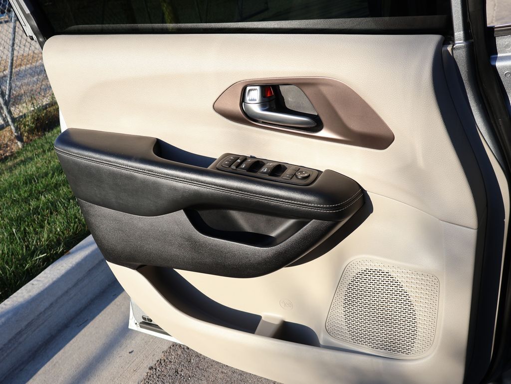 2021 Chrysler Voyager LXI San Clemente CA