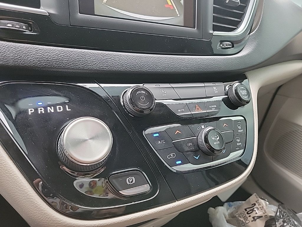 2021 Chrysler Voyager LXI San Clemente CA