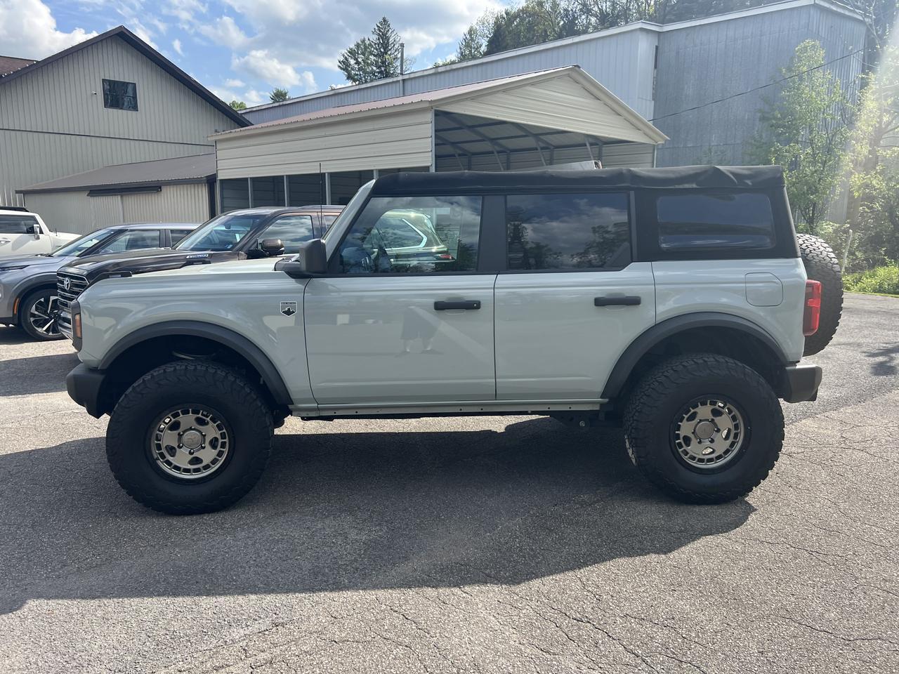 FORDBRONCO 4 DR 4X44