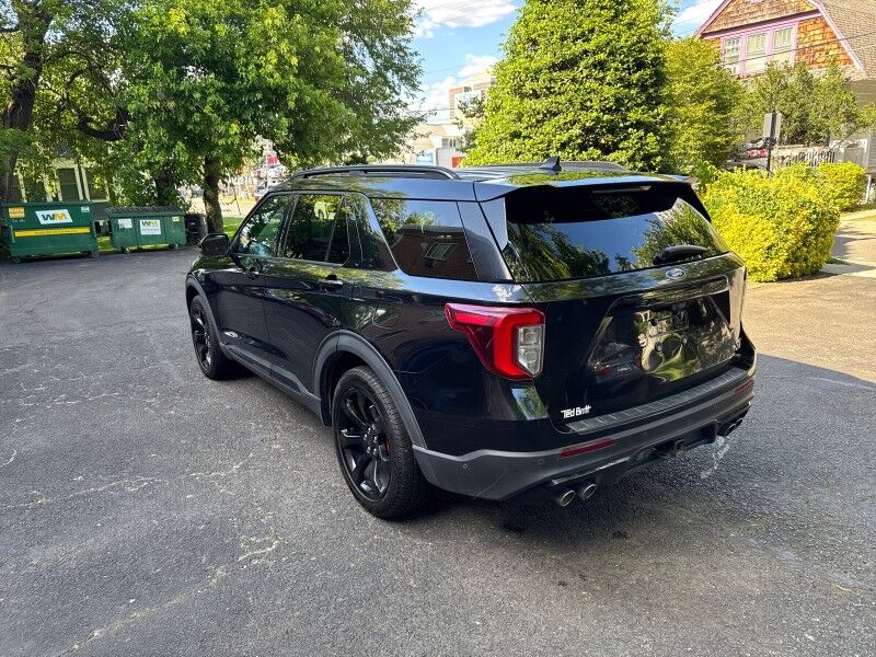 2021 Ford Explorer ST 4WD 2021 Ford Explorer ST 4WD