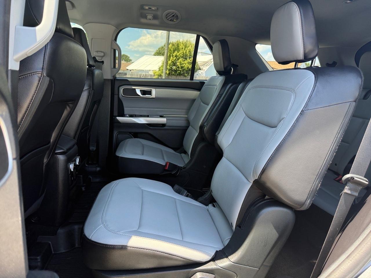 2021 Ford Explorer XLT, HEATED SEATS, HEATED STEERING WHEEL, POWER LIFTGATE, 3RD ROW, HOTSPOT, BACKUP CAMERA, REMOTE START, POWER/HEATED MIRRORS, CLEAN CARFAX, THE PERFECT FAMILY VEHICLE! Norfolk VA 2021 Ford Explorer XLT, HEATED SEATS, HEATED STEERING WHEEL, POWER LIFTGATE, 3RD ROW, HOTSPOT, BACKUP CAMERA, REMOTE START, POWER/HEATED MIRRORS, CLEAN CARFAX, THE PERFECT FAMILY VEHICLE! Norfolk VA