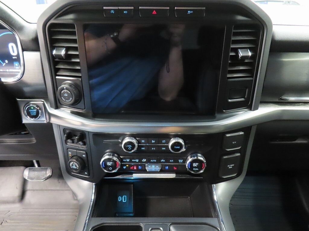 2021 Ford F-150 4x4 SuperCrew Lariat Fond du Lac WI 2021 Ford F-150 4x4 SuperCrew Lariat Fond du Lac WI