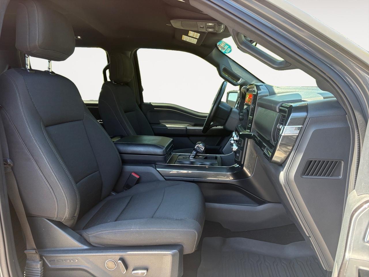 2021 Ford F-150 XLT, BLIND SPOT ALERT, LANE KEEP ASSIST, PRE-COLLISION ALERT, AUTO START/STOP, RUNNING BOARDS, 360 BACKUP CAMERA, KEYLESS START, TOW PACKAGE, HEATED SEATS, APPLE CARPLAY/ANDROID AUTO, LOW MILEAGE, THIS TRUCK IS PRESTINE & READY TO RIDE THE ROAD! Virginia Beach VA 2021 Ford F-150 XLT, BLIND SPOT ALERT, LANE KEEP ASSIST, PRE-COLLISION ALERT, AUTO START/STOP, RUNNING BOARDS, 360 BACKUP CAMERA, KEYLESS START, TOW PACKAGE, HEATED SEATS, APPLE CARPLAY/ANDROID AUTO, LOW MILEAGE, THIS TRUCK IS PRESTINE & READY TO RIDE THE ROAD! Virginia Beach VA