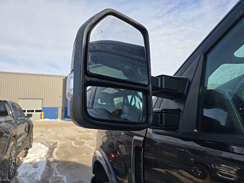 2021 Ford F-250 Super Duty 4x4 Crew Cab Lariat Minocqua WI 2021 Ford F-250 Super Duty 4x4 Crew Cab Lariat Minocqua WI