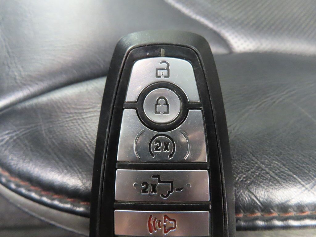 2021 Ford F-250 Super Duty 4x4 Crew Cab Platinum Fond du Lac WI 2021 Ford F-250 Super Duty 4x4 Crew Cab Platinum Fond du Lac WI