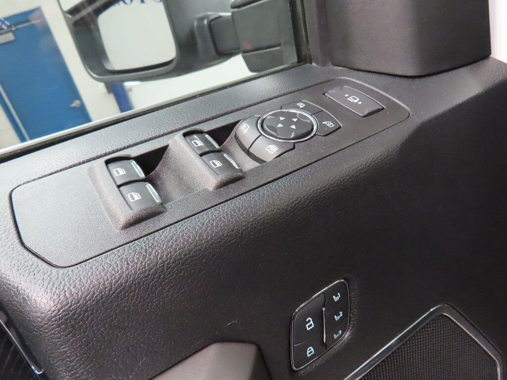 2021 Ford F-250 Super Duty 4x4 Crew Cab Platinum Fond du Lac WI 2021 Ford F-250 Super Duty 4x4 Crew Cab Platinum Fond du Lac WI