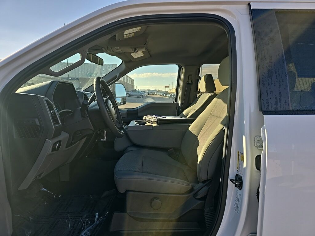 2021 Ford F-450 Super Duty 4x4 Crew Cab XL DRW Fond du Lac WI 2021 Ford F-450 Super Duty 4x4 Crew Cab XL DRW Fond du Lac WI