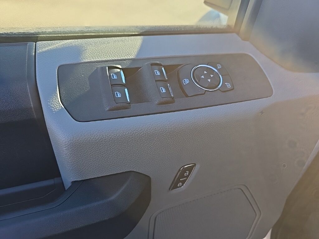 2021 Ford F-450 Super Duty 4x4 Crew Cab XL DRW Fond du Lac WI 2021 Ford F-450 Super Duty 4x4 Crew Cab XL DRW Fond du Lac WI