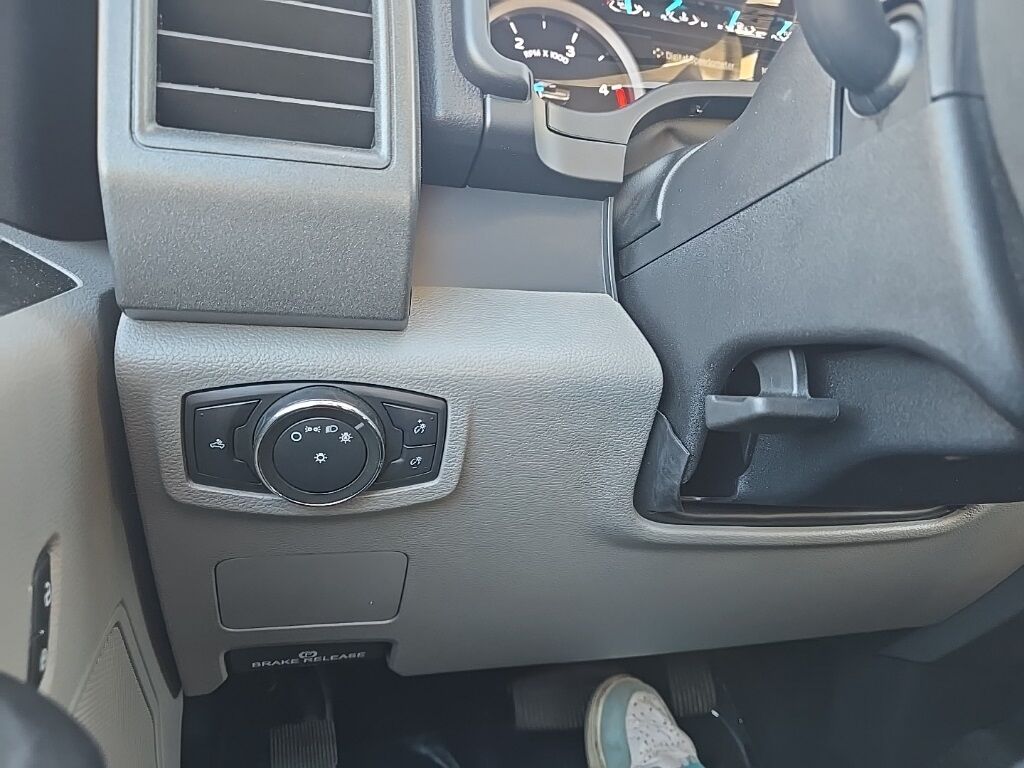 2021 Ford F-450 Super Duty 4x4 Crew Cab XL DRW Fond du Lac WI 2021 Ford F-450 Super Duty 4x4 Crew Cab XL DRW Fond du Lac WI