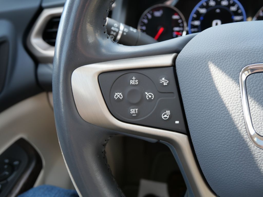 2021 GMC Acadia Denali Mt Pleasant MI