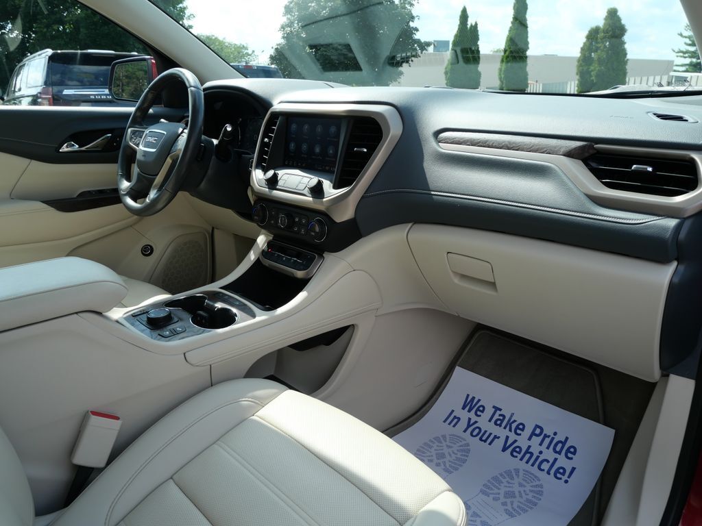 2021 GMC Acadia Denali Mt Pleasant MI