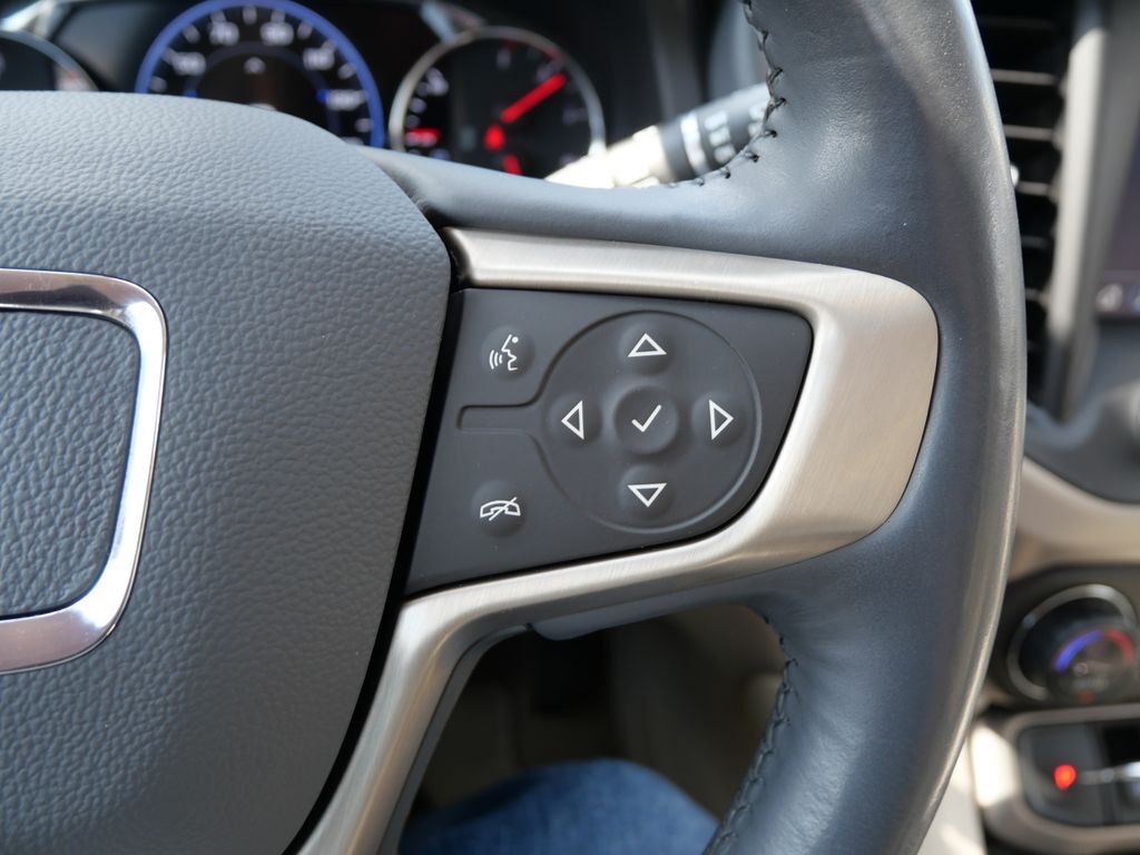 2021 GMC Acadia Denali Mt Pleasant MI