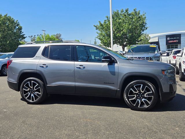 2021 GMC Acadia SLE 2021 GMC Acadia SLE