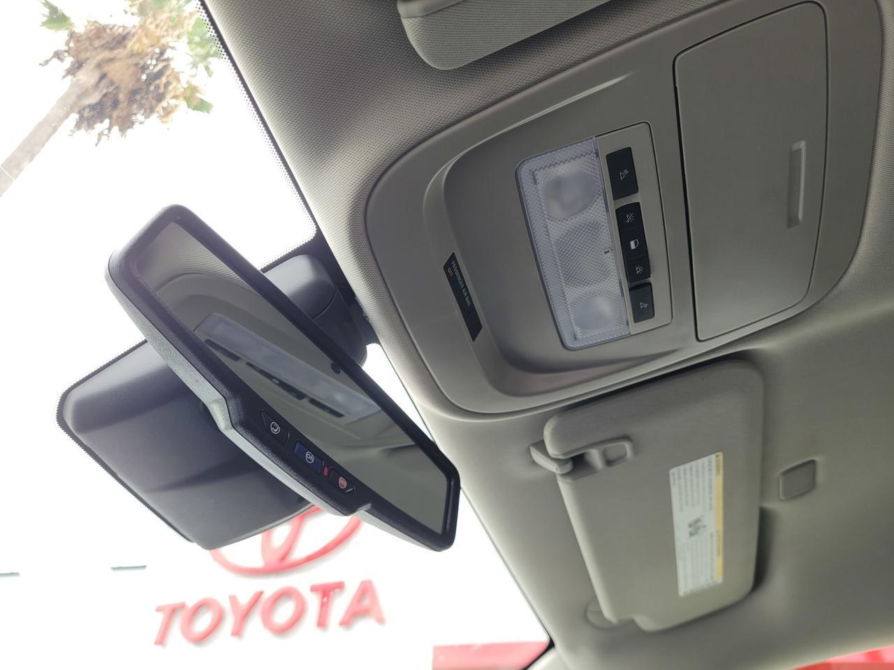 2021 GMC CANYON CREW CAB V6 4WD AT4 w/Leather Vacaville CA 2021 GMC CANYON CREW CAB V6 4WD AT4 w/Leather Vacaville CA