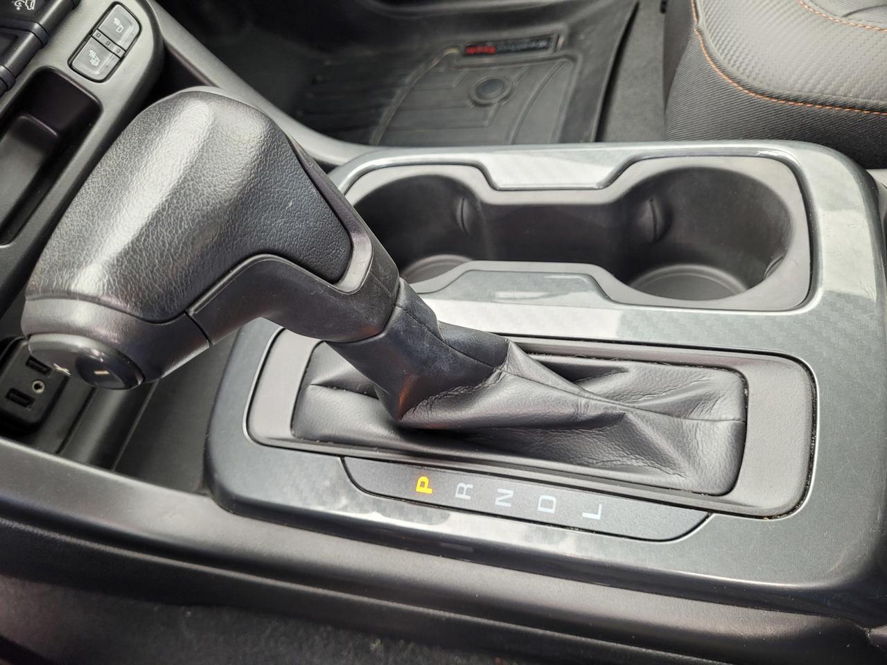 2021 GMC CANYON CREW CAB V6 4WD AT4 w/Leather Vacaville CA 2021 GMC CANYON CREW CAB V6 4WD AT4 w/Leather Vacaville CA