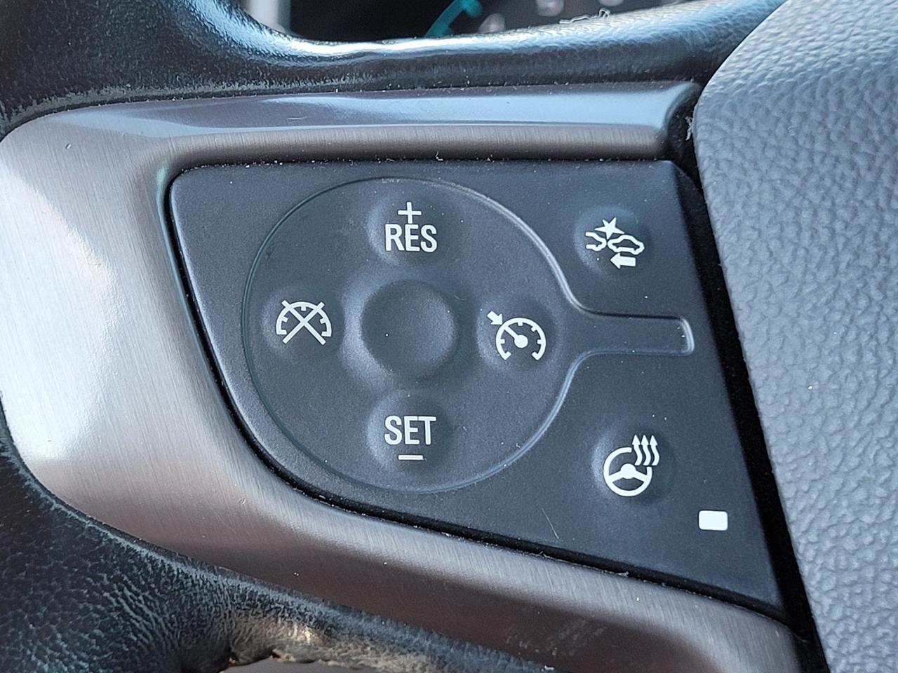 2021 GMC CANYON CREW CAB V6 4WD AT4 w/Leather Vacaville CA 2021 GMC CANYON CREW CAB V6 4WD AT4 w/Leather Vacaville CA