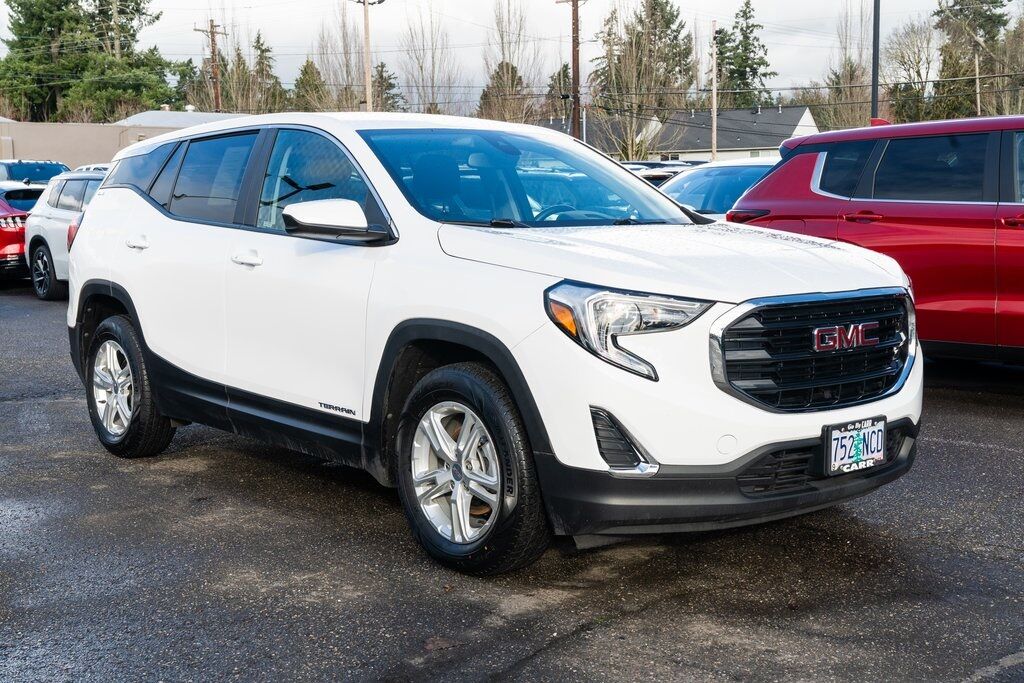 2021 GMC Terrain SLE's photo