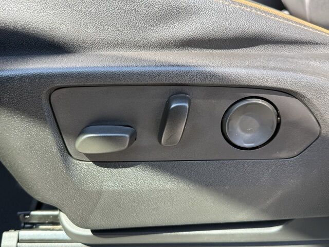 2021 GMC Yukon AT4 San Clemente CA 2021 GMC Yukon AT4 San Clemente CA