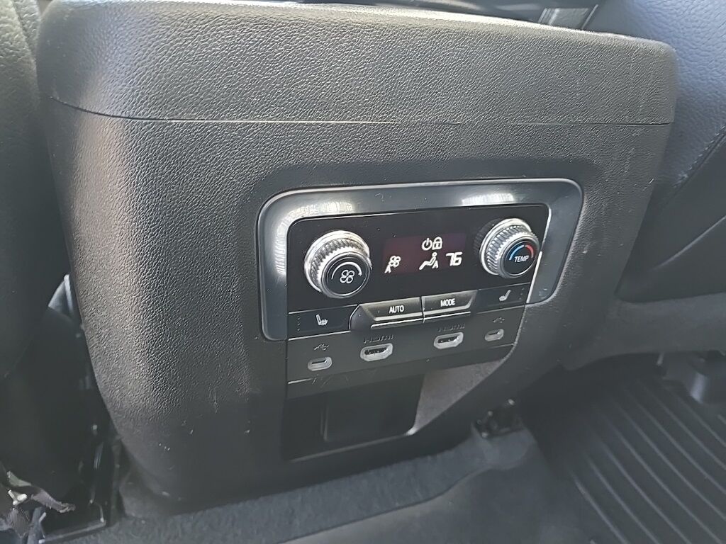 2021 GMC Yukon Denali 4WD Fond du Lac WI 2021 GMC Yukon Denali 4WD Fond du Lac WI