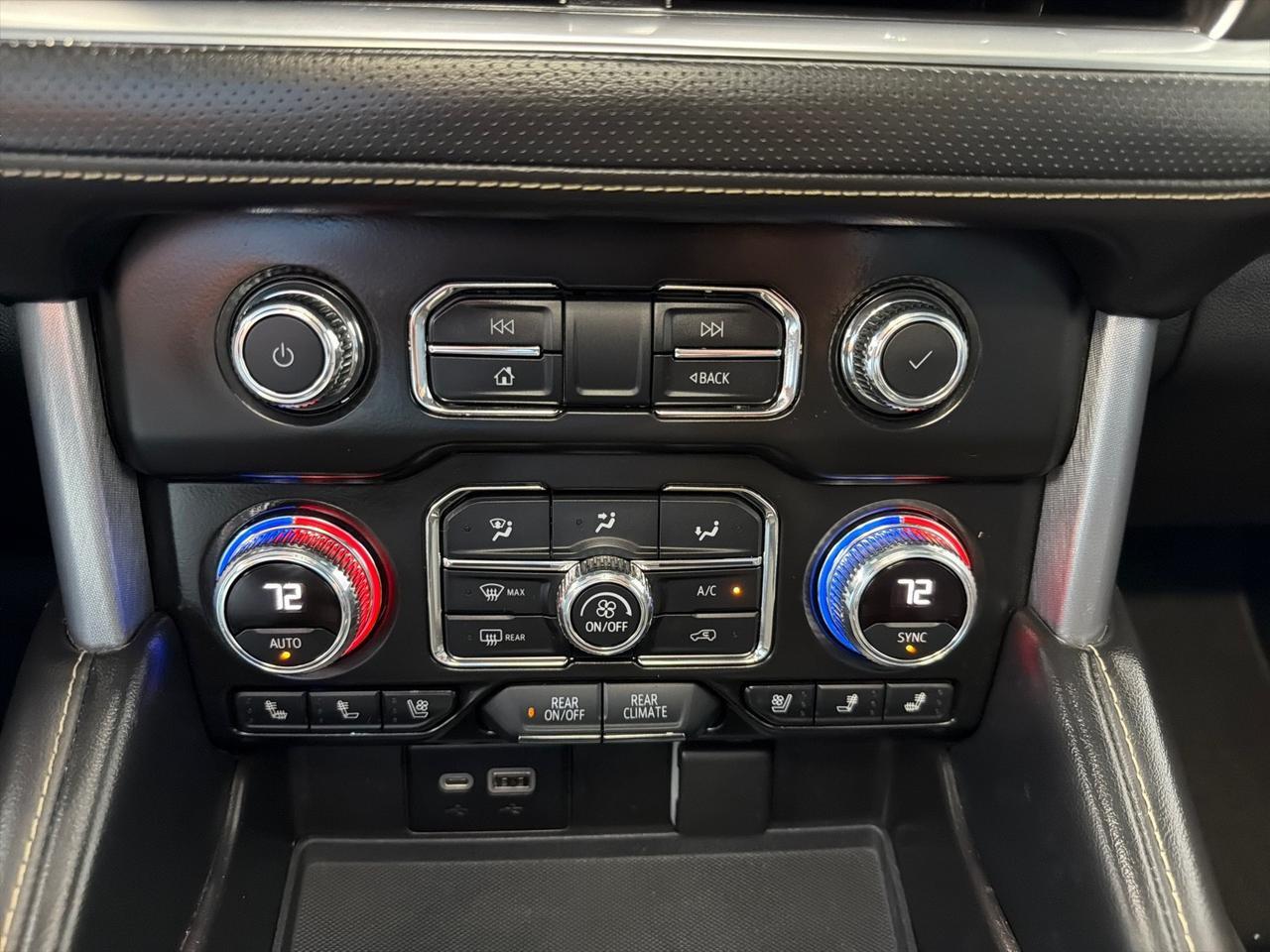 2021 GMC Yukon SLT, Luxury Pkg, Pano Roof, Buckets Houston TX 2021 GMC Yukon SLT, Luxury Pkg, Pano Roof, Buckets Houston TX
