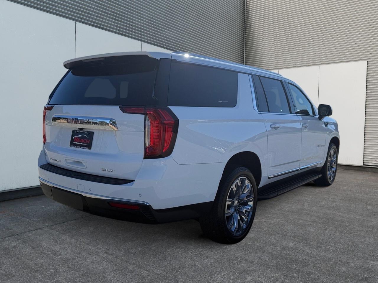 2021 GMC Yukon XL SLT, ONLY 1 OWNER, HEATED STEERING WHEEL, HEATED AND VENTILATED SEATS, HEATED 2ND ROW, BOSE SOUND SYSTEM, APPLE CARPLAY/ANDROID AUTO, UNIVERSAL GARAGE DOOR OPENER, RUNNING BOARDS, BACKUP CAMERA, MOONROOF, WHERE LUXURY MEETS CAPABILITY! Norfolk VA 2021 GMC Yukon XL SLT, ONLY 1 OWNER, HEATED STEERING WHEEL, HEATED AND VENTILATED SEATS, HEATED 2ND ROW, BOSE SOUND SYSTEM, APPLE CARPLAY/ANDROID AUTO, UNIVERSAL GARAGE DOOR OPENER, RUNNING BOARDS, BACKUP CAMERA, MOONROOF, WHERE LUXURY MEETS CAPABILITY! Norfolk VA