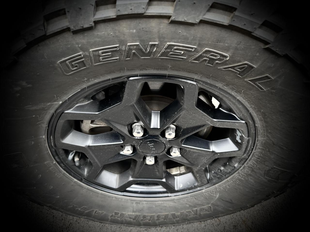 JEEPGLADIATOR 4X414