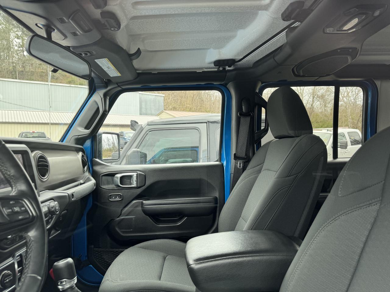 JEEPGLADIATOR 4X417