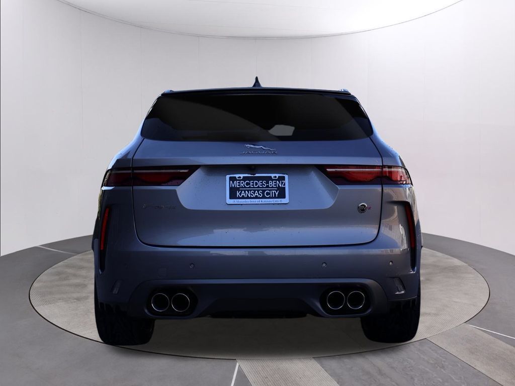 2021 Jaguar F-PACE SVR