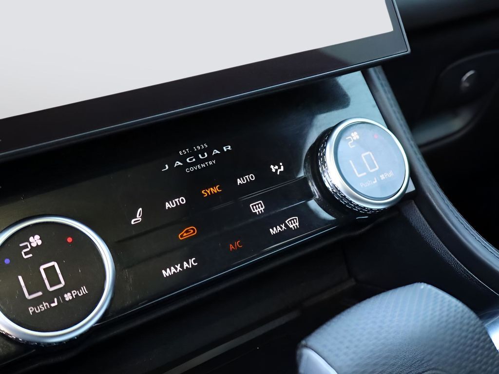 2021 Jaguar F-PACE SVR