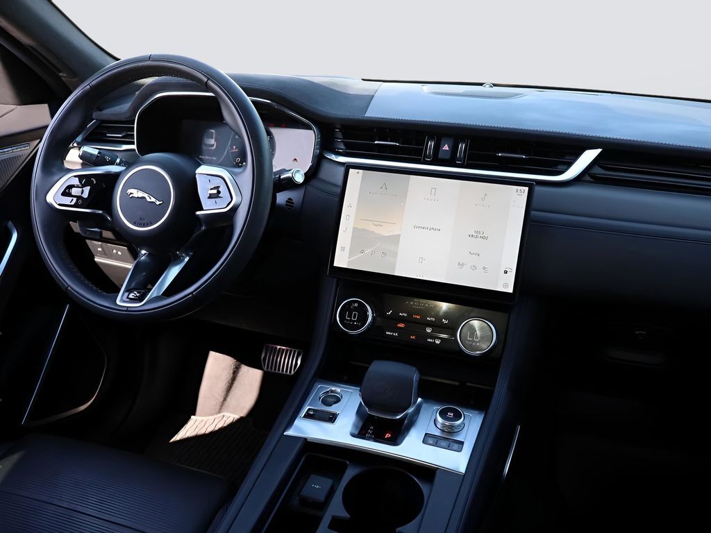 2021 Jaguar F-PACE SVR