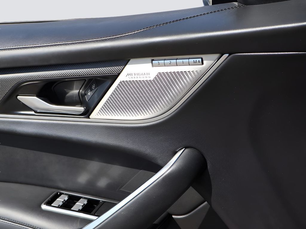2021 Jaguar F-PACE SVR
