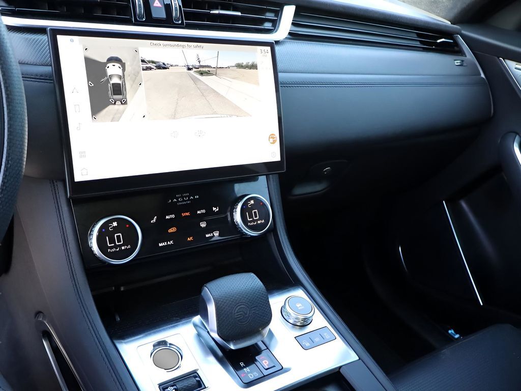 2021 Jaguar F-PACE SVR