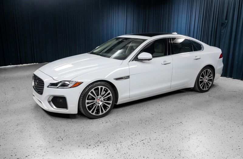 2021 Jaguar XF SE RWD Sedan