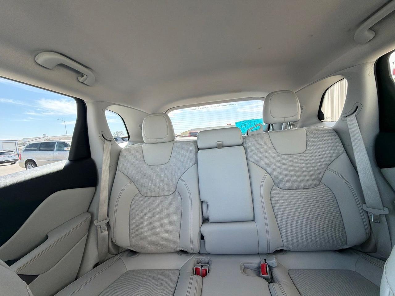 2021 Jeep Cherokee Latitude Lux Watertown SD 2021 Jeep Cherokee Latitude Lux Watertown SD