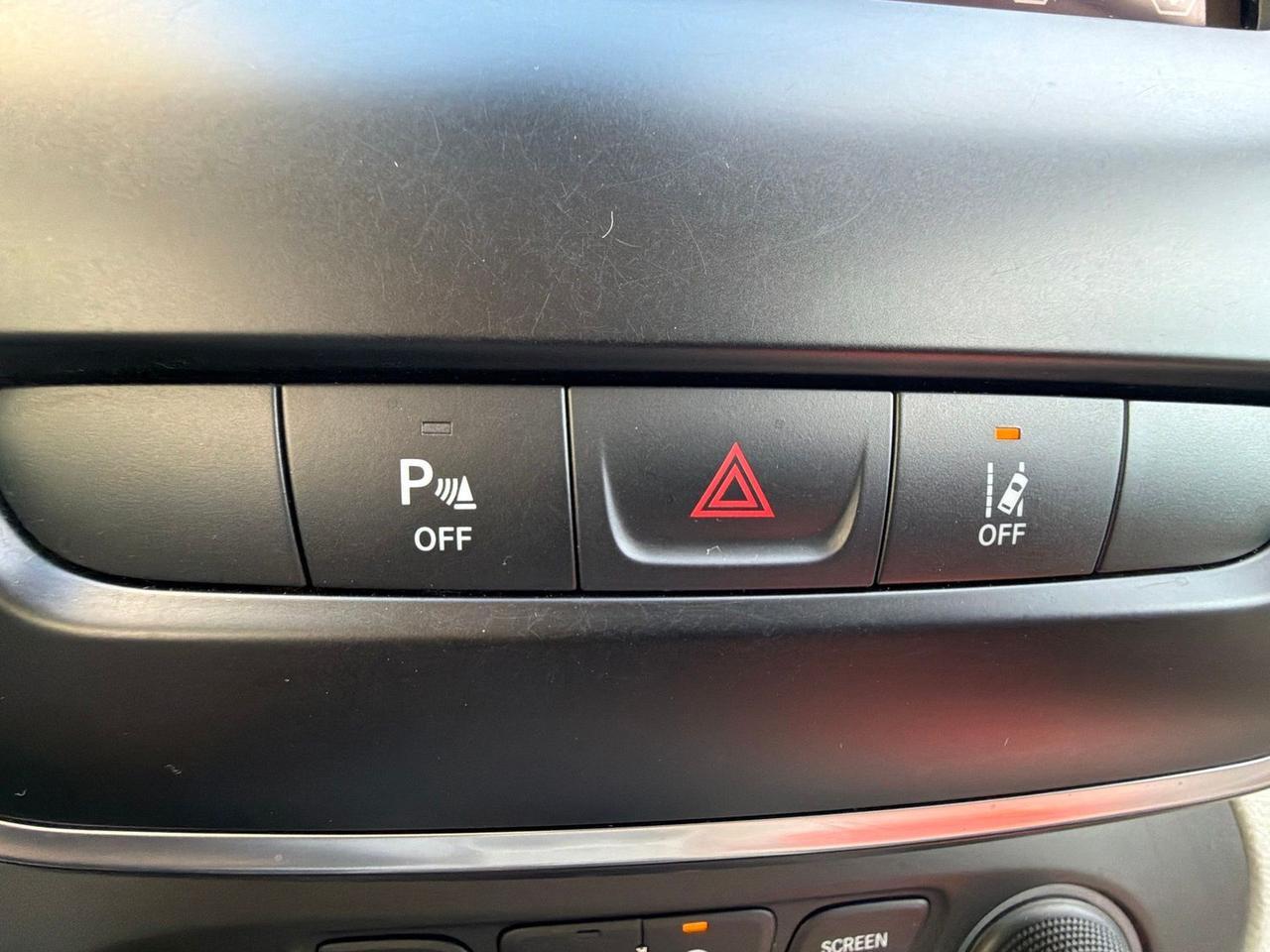 2021 Jeep Cherokee Latitude Lux Watertown SD 2021 Jeep Cherokee Latitude Lux Watertown SD