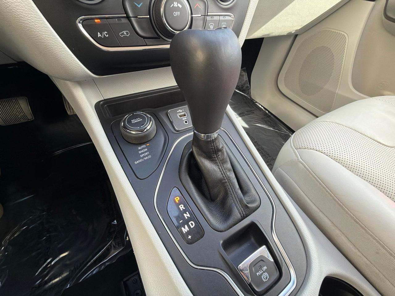 2021 Jeep Cherokee Latitude Lux Watertown SD 2021 Jeep Cherokee Latitude Lux Watertown SD