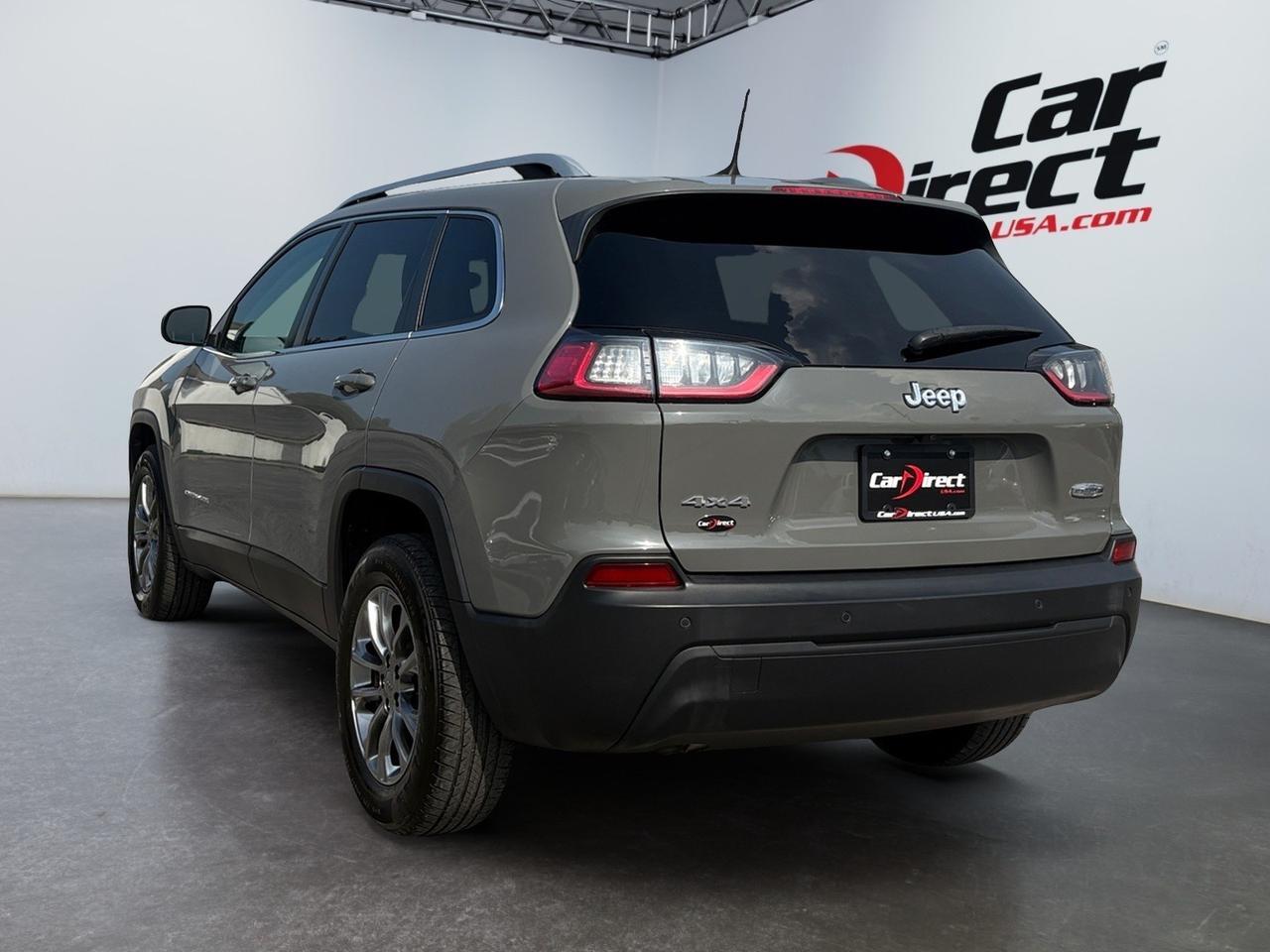 2021 Jeep Cherokee Latitude Plus, LANE DEPARTURE WARNING, BLIND SPOT ALERT, FORWARD COLLISION ALERT, AUTO START/STOP, HEATED STEERING WHEEL & SEATS, APPLE CARPLAY/ANDROID AUTO, BACKUP CAMERA, PARKING SENSORS, REMOTE & KEYLESS START, ONLY 1 OWNER, CLEAN CARFAX, GRAB THE Virginia Beach VA 2021 Jeep Cherokee Latitude Plus, LANE DEPARTURE WARNING, BLIND SPOT ALERT, FORWARD COLLISION ALERT, AUTO START/STOP, HEATED STEERING WHEEL & SEATS, APPLE CARPLAY/ANDROID AUTO, BACKUP CAMERA, PARKING SENSORS, REMOTE & KEYLESS START, ONLY 1 OWNER, CLEAN CARFAX, GRAB THE Virginia Beach VA