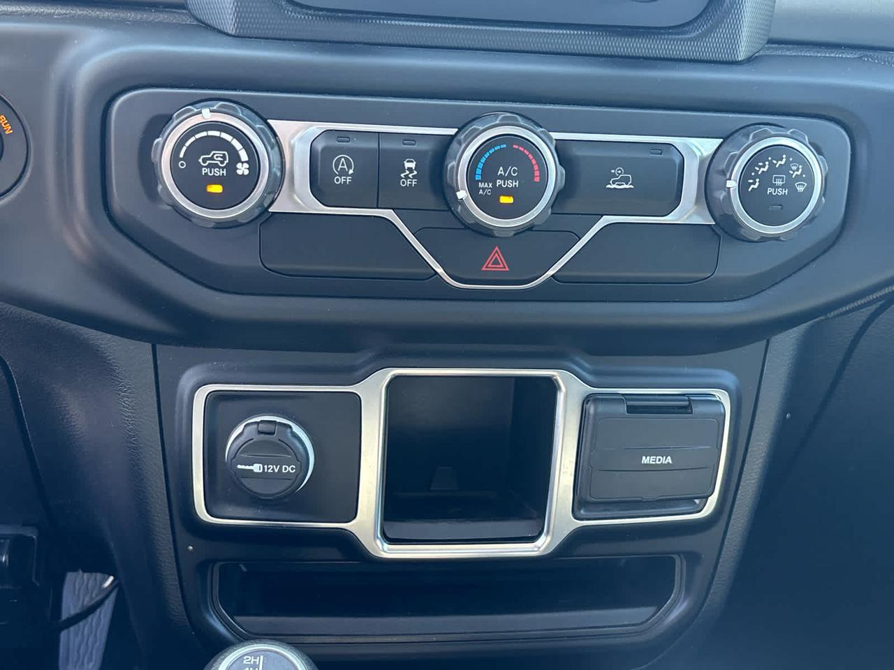 2021 Jeep Gladiator Sport Irving TX