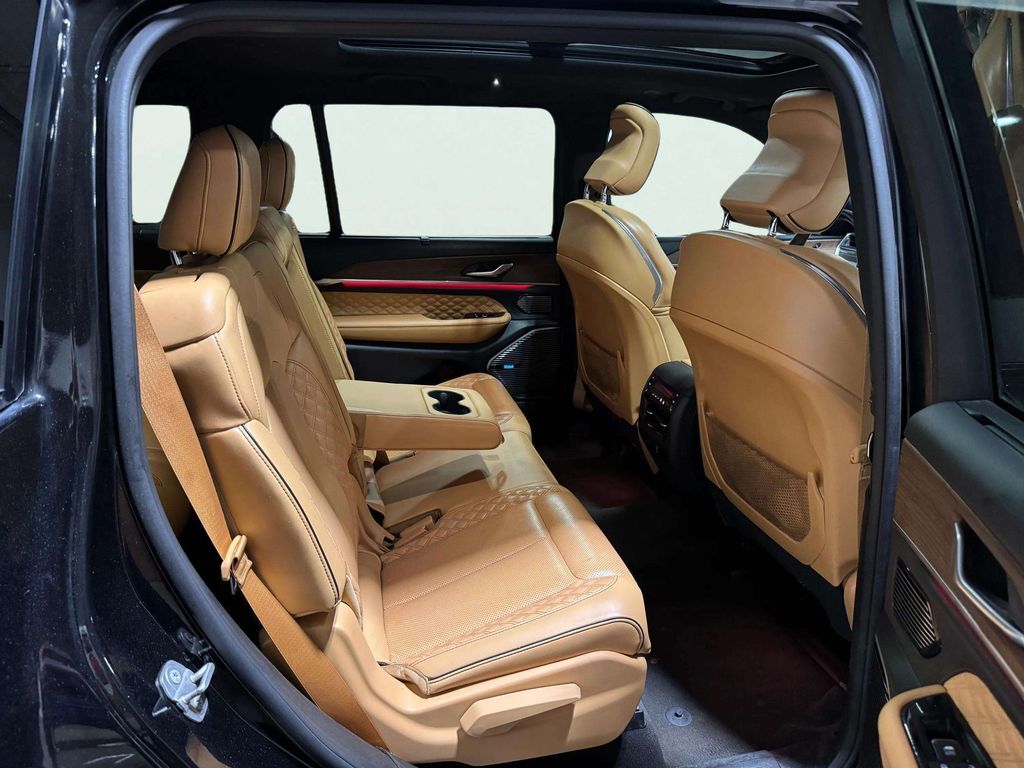 2021 Jeep Grand Cherokee L Summit w/2nd Row Captain's Chairs Pkg San Clemente CA