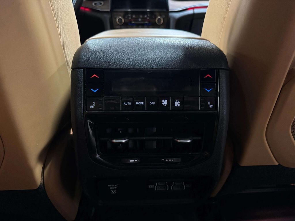 2021 Jeep Grand Cherokee L Summit w/2nd Row Captain's Chairs Pkg San Clemente CA