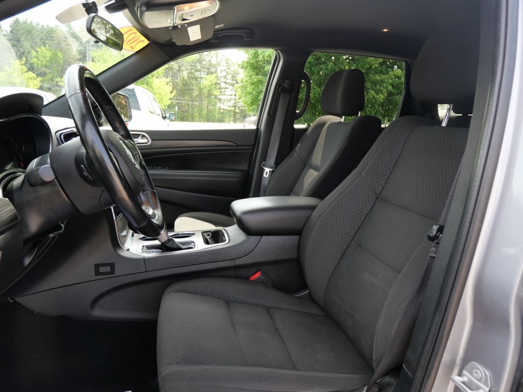 2021 Jeep Grand Cherokee Laredo Mt Pleasant MI