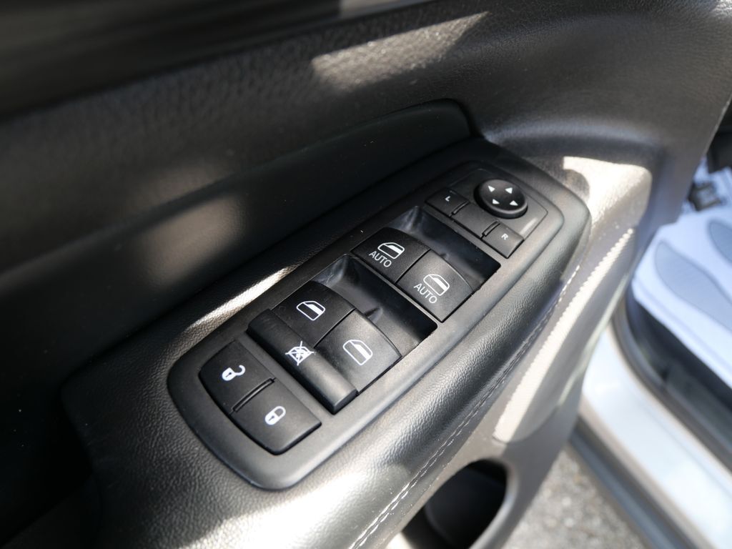 2021 Jeep Grand Cherokee Laredo Mt Pleasant MI