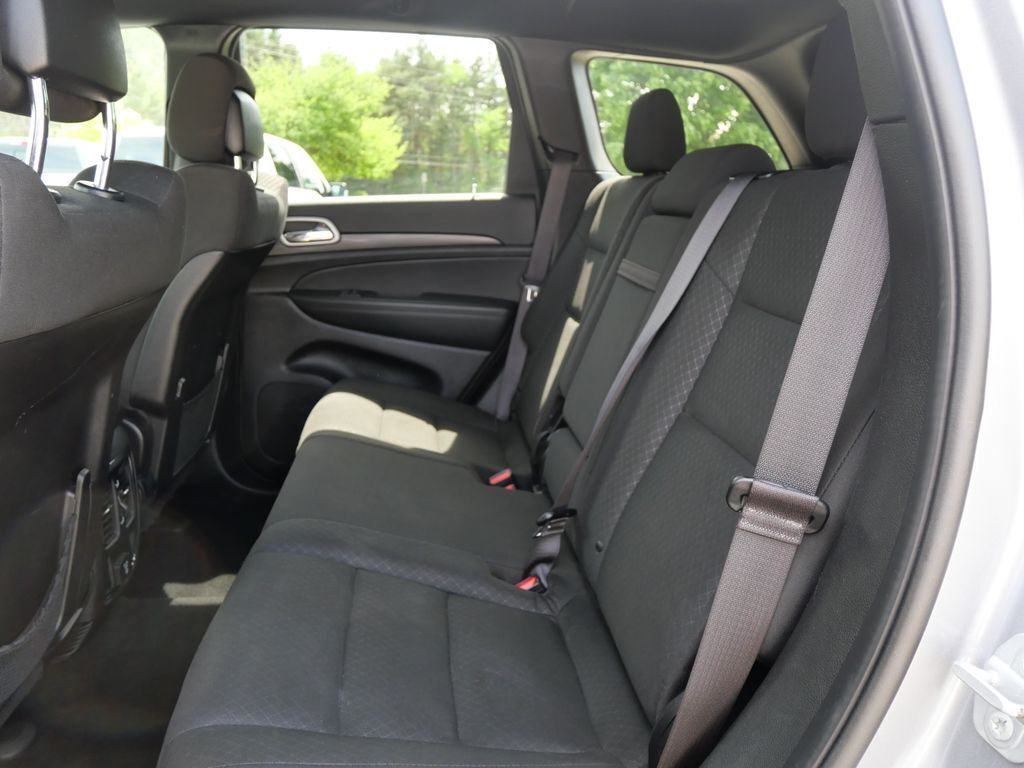 2021 Jeep Grand Cherokee Laredo Mt Pleasant MI