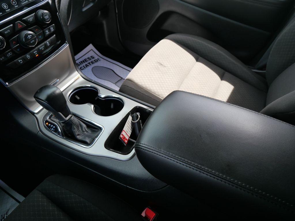 2021 Jeep Grand Cherokee Laredo Mt Pleasant MI