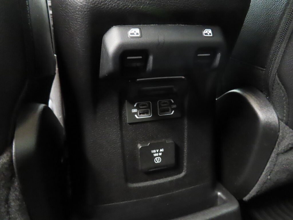 2021 Jeep Wrangler 4x4 Unlimited Sahara Fond du Lac WI 2021 Jeep Wrangler 4x4 Unlimited Sahara Fond du Lac WI